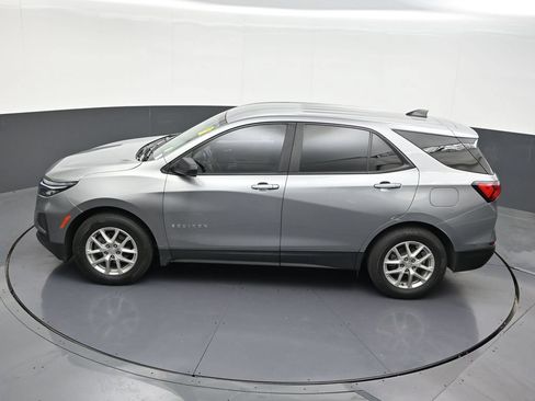 Used 2023 Chevrolet Equinox LS w/ LS Convenience Package FWD image 19