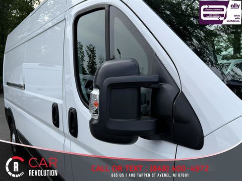 Used 2025 RAM ProMaster 2500 w/ Convenience Group FWD image 32
