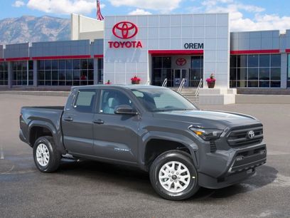 New 2025 Toyota Tacoma SR5