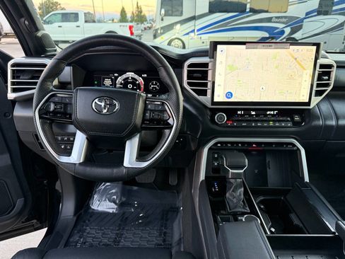 Used 2025 Toyota Tundra Platinum image 32
