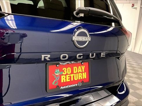 New 2026 Nissan Rogue SV FWD image 21
