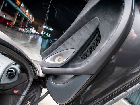 Used 2019 McLaren 600LT image 68