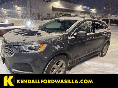 Used 2024 Ford Edge SE image 1