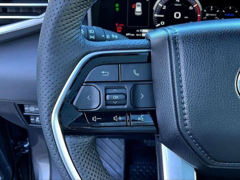 Certified 2025 Toyota Sequoia Platinum image 22