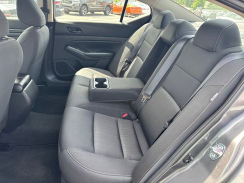 Used 2024 Nissan Altima 2.5 S FWD image 6