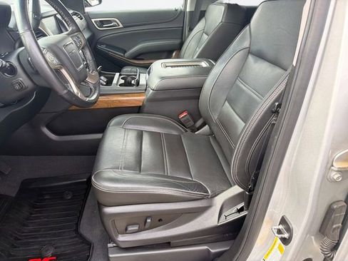 Used 2019 GMC Yukon Denali w/ Denali Ultimate Package image 22