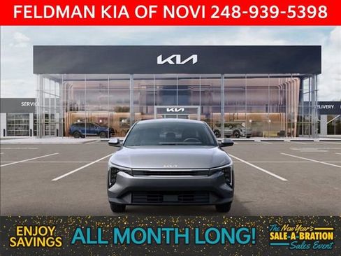 New 2025 Kia K4 LXS image 2