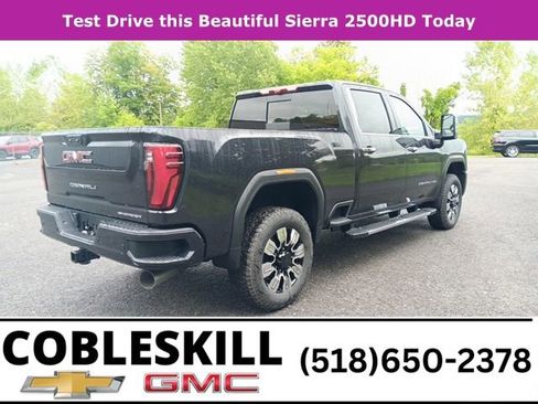 New 2025 GMC Sierra 2500 Denali w/ Denali Reserve Package image 3