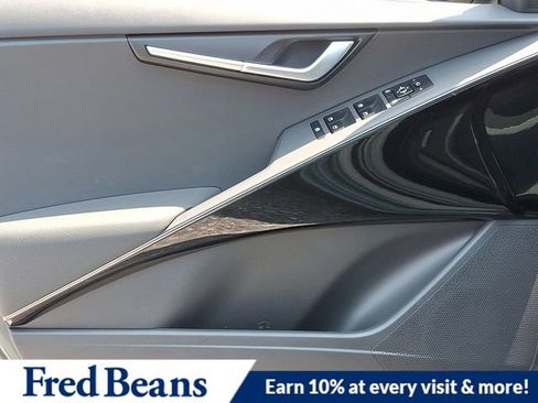 New 2025 Kia Niro EX w/ EX Cold Weather Package image 8