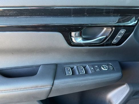 Used 2025 Honda CR-V Sport Touring image 11