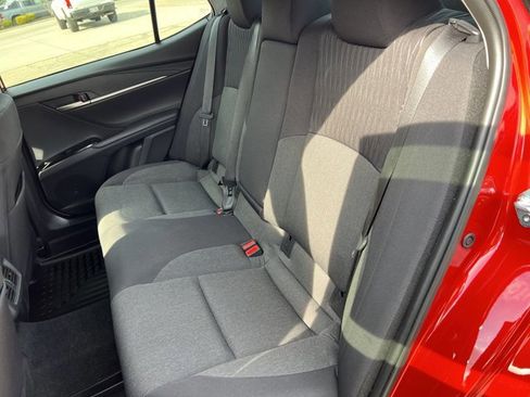 Used 2025 Toyota Camry LE w/ Convenience Package image 25