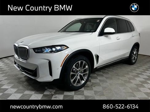 New 2026 BMW X5 xDrive40i w/ Climate Comfort Package image 3