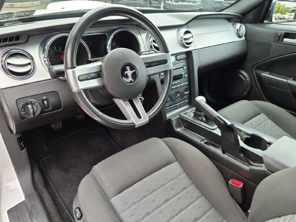Used 2007 Ford Mustang GT Premium RWD image 17