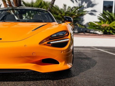 New 2026 McLaren 750S Spider image 6