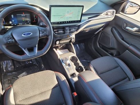New 2026 Ford Escape ST-Line w/ Tech Pack #1 FWD image 32
