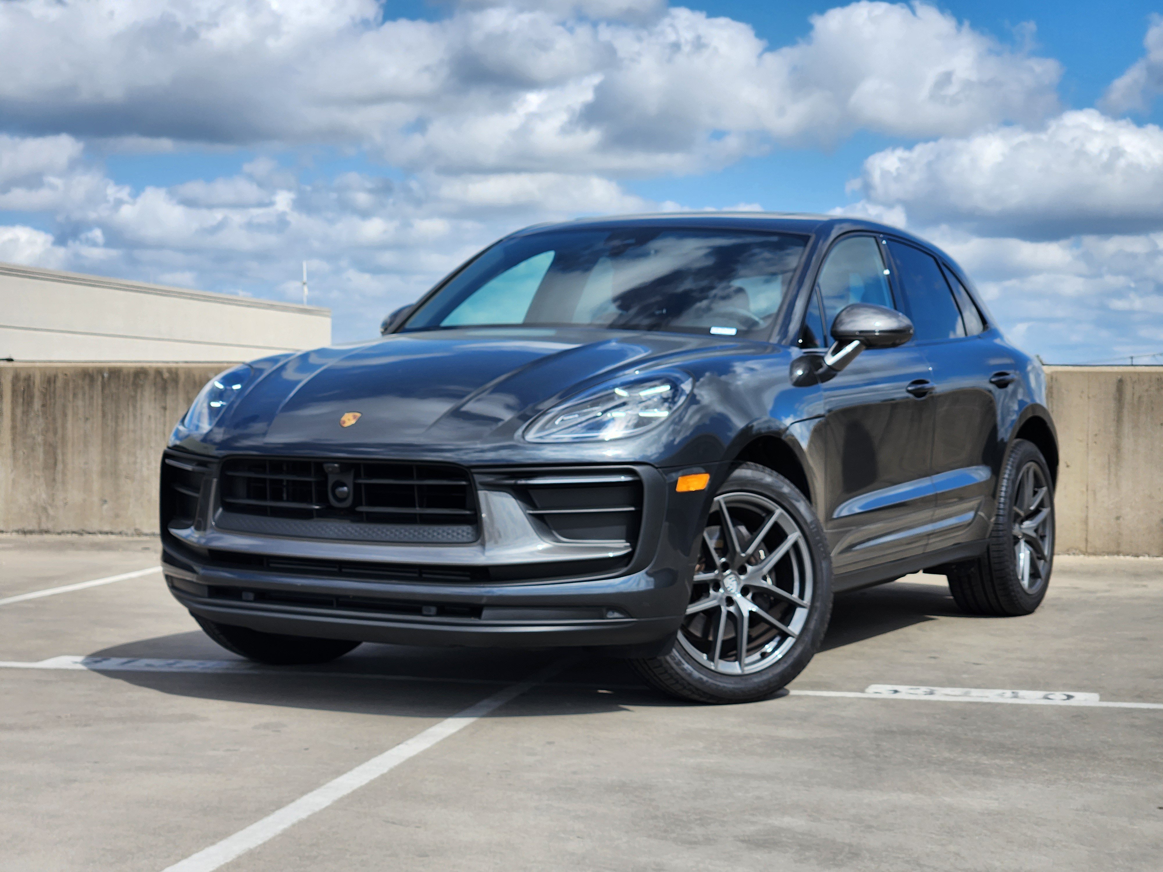 Certified 2026 Porsche Macan Turbo AWD/4WD image 1