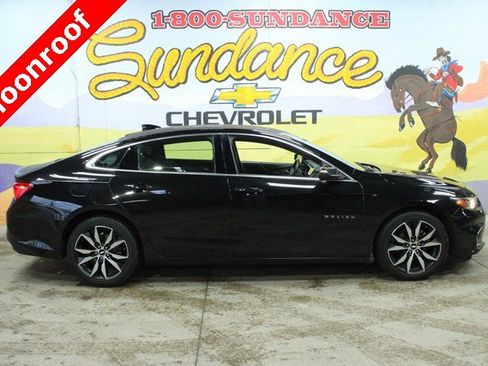 Used 2018 Chevrolet Malibu LT image 1