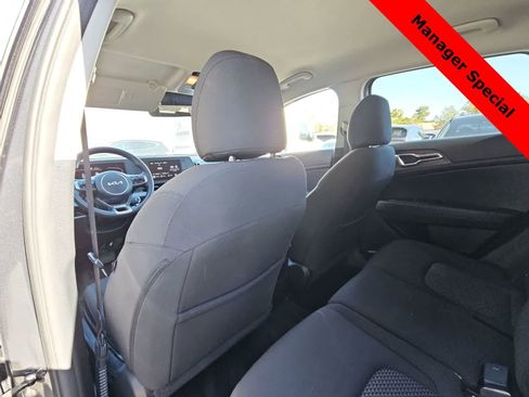 Used 2024 Kia Sportage LX image 16