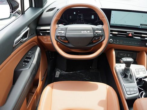 New 2026 Kia Sportage X-Line w/ X-Line Technology Package image 13