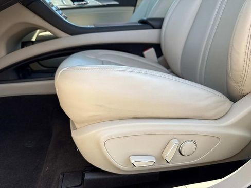 Certified 2020 Lincoln MKZ w/ Convenience Package image 20