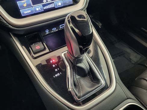 Used 2024 Subaru Outback Limited image 16