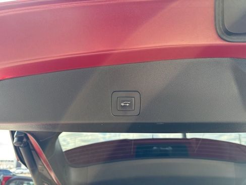 Used 2021 Buick Encore GX Essence w/ Advanced Technology Package image 31