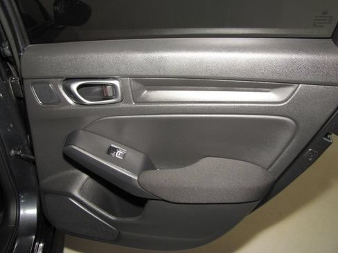 Certified 2024 Honda Civic Sport image 18