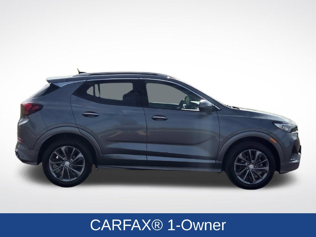 Used 2022 Buick Encore GX Essence w/ Advanced Technology Package AWD/4WD image 2
