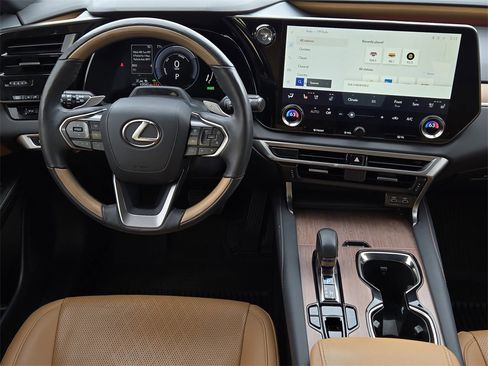 Used 2023 Lexus RX 350 w/ Cold Area Package image 27