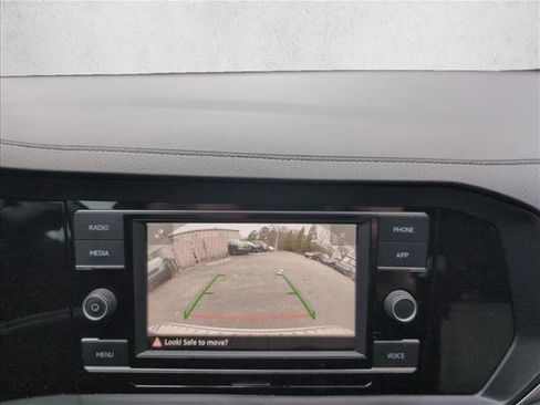 Used 2020 Volkswagen Jetta R-Line image 12