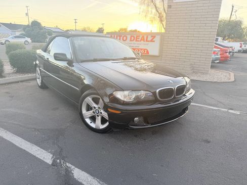 Used 2004 BMW 325Ci Convertible image 2
