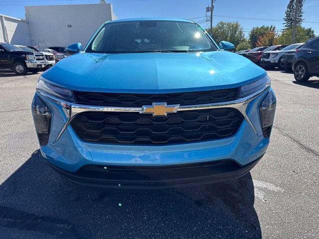 New 2026 Chevrolet Trax LS w/ LS Convenience Package FWD image 8