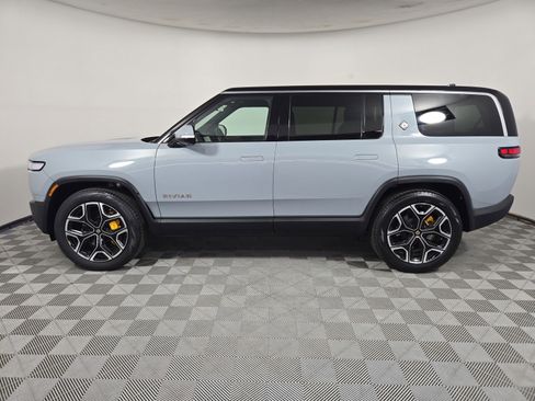 Used 2024 Rivian R1S Adventure AWD/4WD image 2