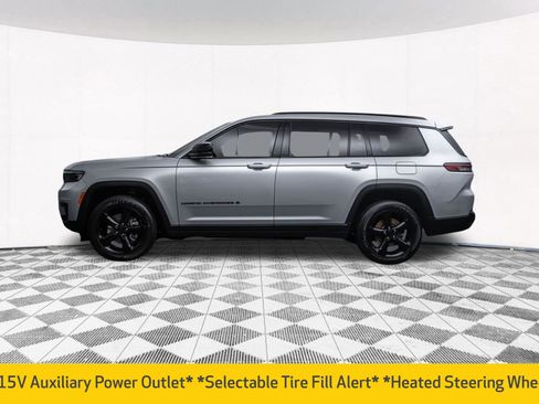 Used 2024 Jeep Grand Cherokee L Laredo image 8