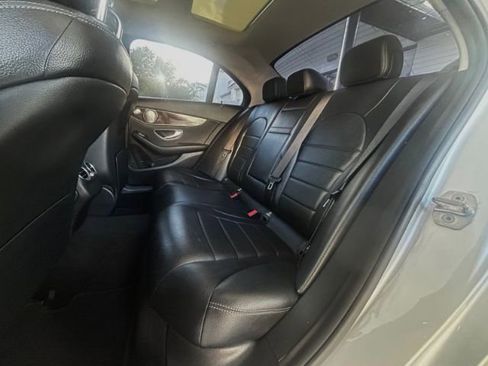 Used 2017 Mercedes-Benz C 300 4MATIC Sedan image 7