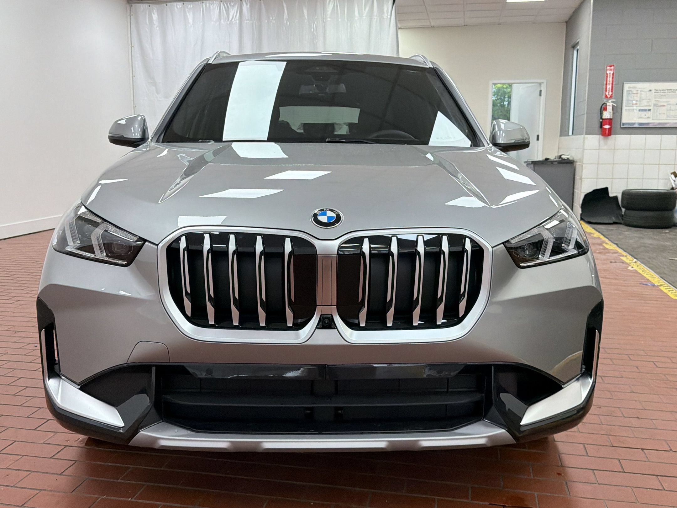 Used 2026 BMW X1 xDrive28i w/ Technology Package AWD/4WD image 6