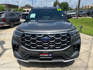Used 2025 Ford Explorer Platinum RWD video 2