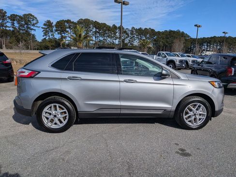 Certified 2024 Ford Edge SEL w/ Convenience Package image 4