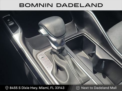 Used 2022 Kia Sorento S image 29