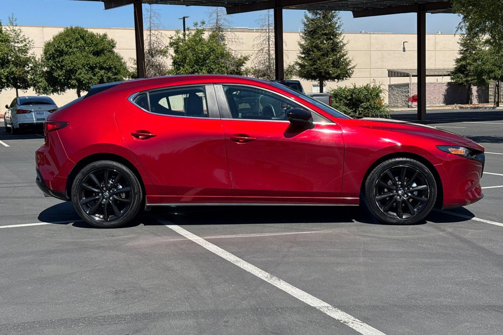 Used 2024 MAZDA MAZDA3 s FWD image 10