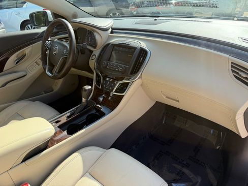 Used 2014 Buick LaCrosse Premium w/ Driver Confidence Package FWD image 9