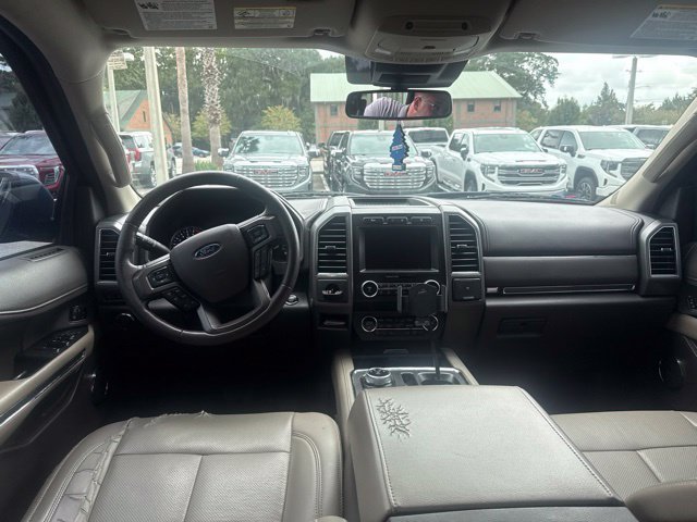 Used 2020 Ford Expedition XLT w/ Equipment Group 202A RWD image 6