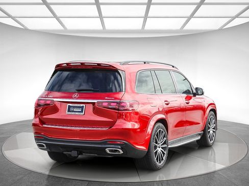 Used 2024 Mercedes-Benz GLS 580 4MATIC image 6