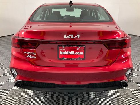 Used 2023 Kia Forte LXS image 5