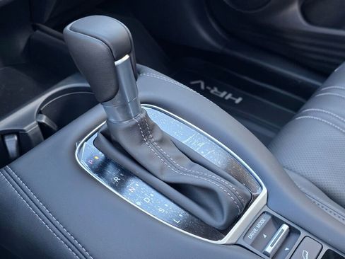 New 2026 Honda HR-V EX-L image 25