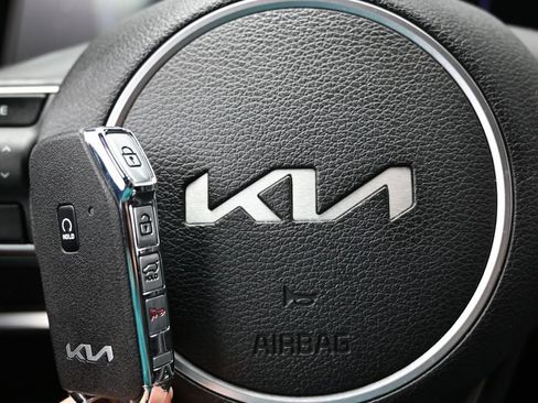 Used 2023 Kia Sportage X-Line w/ X-Line Premium Package AWD/4WD image 48
