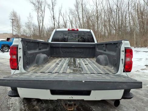 Used 2019 GMC Sierra 3500 Denali w/ Duramax Plus Package image 24