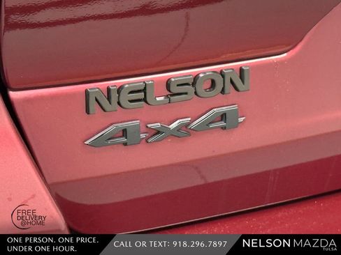 Used 2023 Jeep Grand Cherokee Altitude AWD/4WD image 16