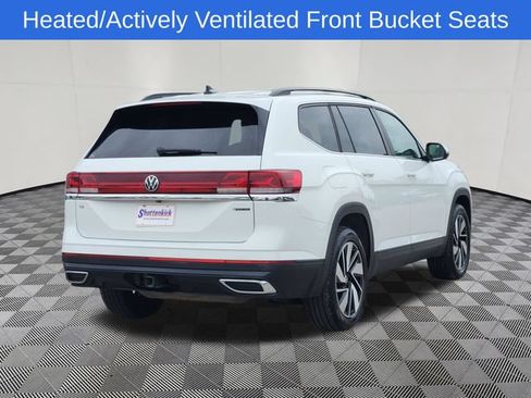 Used 2024 Volkswagen Atlas SE AWD/4WD image 4