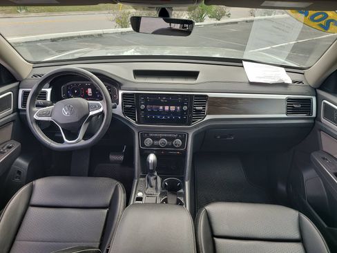 Used 2023 Volkswagen Atlas SE FWD image 13